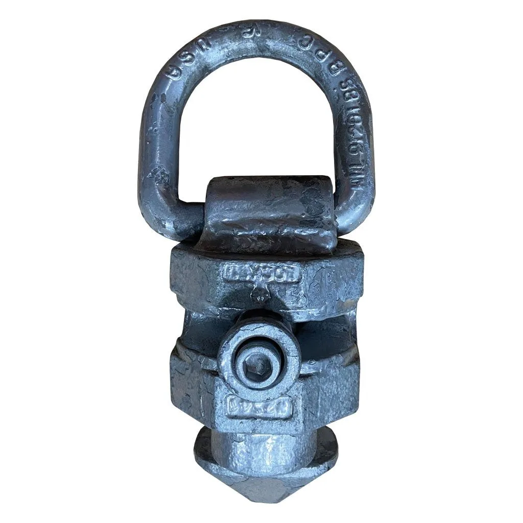 Horizontal twistlock with shackle